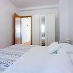 Appartamento Zentrales Nur 250 Meter Zum Mit Privatparkplatz *