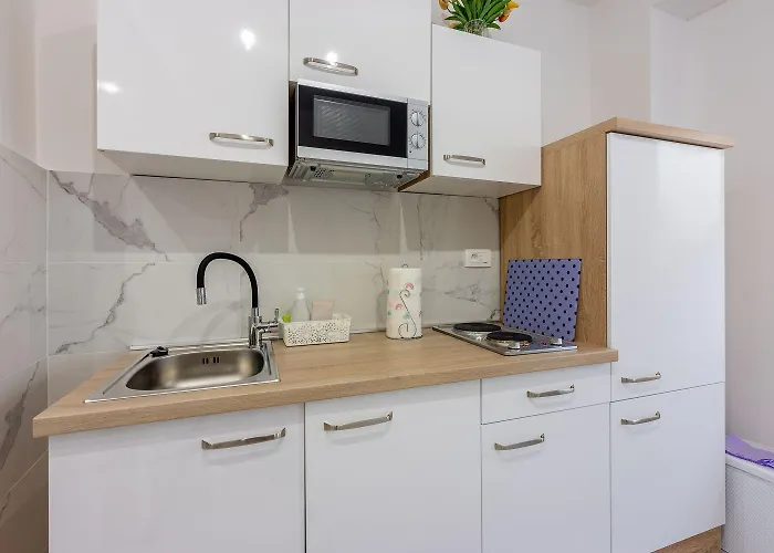 Apartamento Zentrales Nur 250 Meter Zum Mit Privatparkplatz